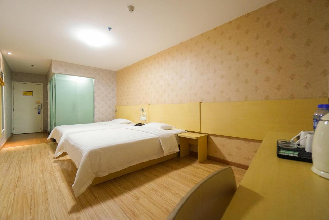 Jia Mei Xin Holiday Hotel Baiyun Airport Branch Kanton Zewnętrze zdjęcie