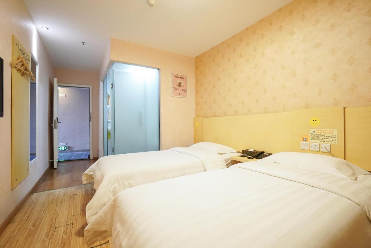 Jia Mei Xin Holiday Hotel Baiyun Airport Branch Kanton Zewnętrze zdjęcie