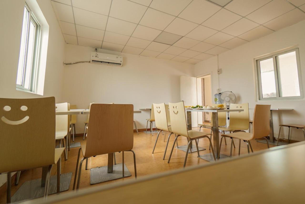 Jia Mei Xin Holiday Hotel Baiyun Airport Branch Kanton Zewnętrze zdjęcie